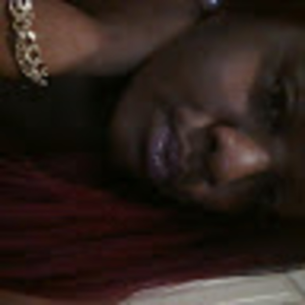 Meet your Posher, Timishia